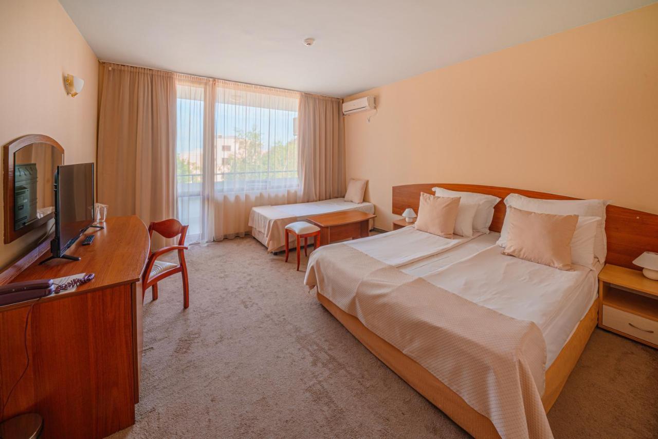 Perla Plaza Hotel Приморско Экстерьер фото