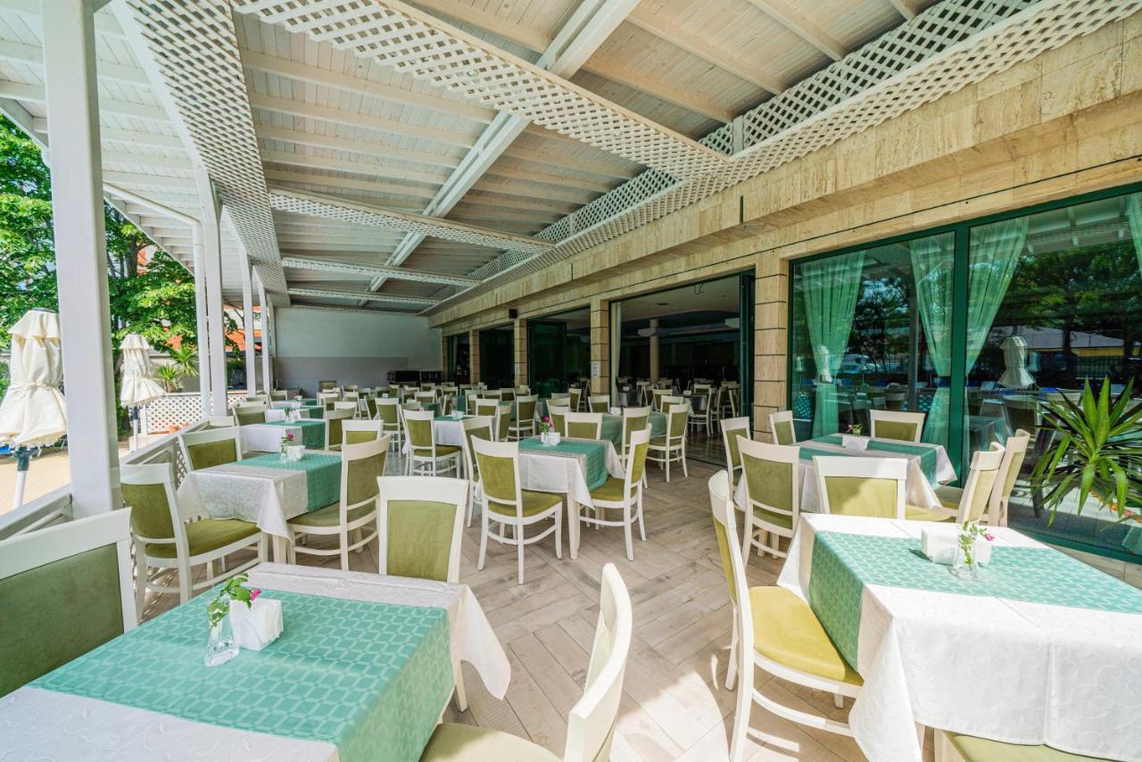 Perla Plaza Hotel Приморско Экстерьер фото