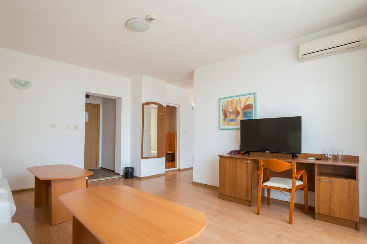 Perla Plaza Hotel Приморско Экстерьер фото