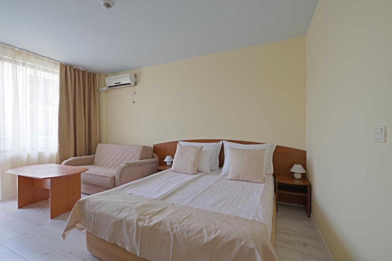 Perla Plaza Hotel Приморско Экстерьер фото